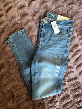 American Eagle Outfitters Medium Blue Skinny Jeans